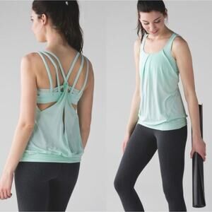 Lululemon Nouveau Limits Tank in Sea Mist; Size 8